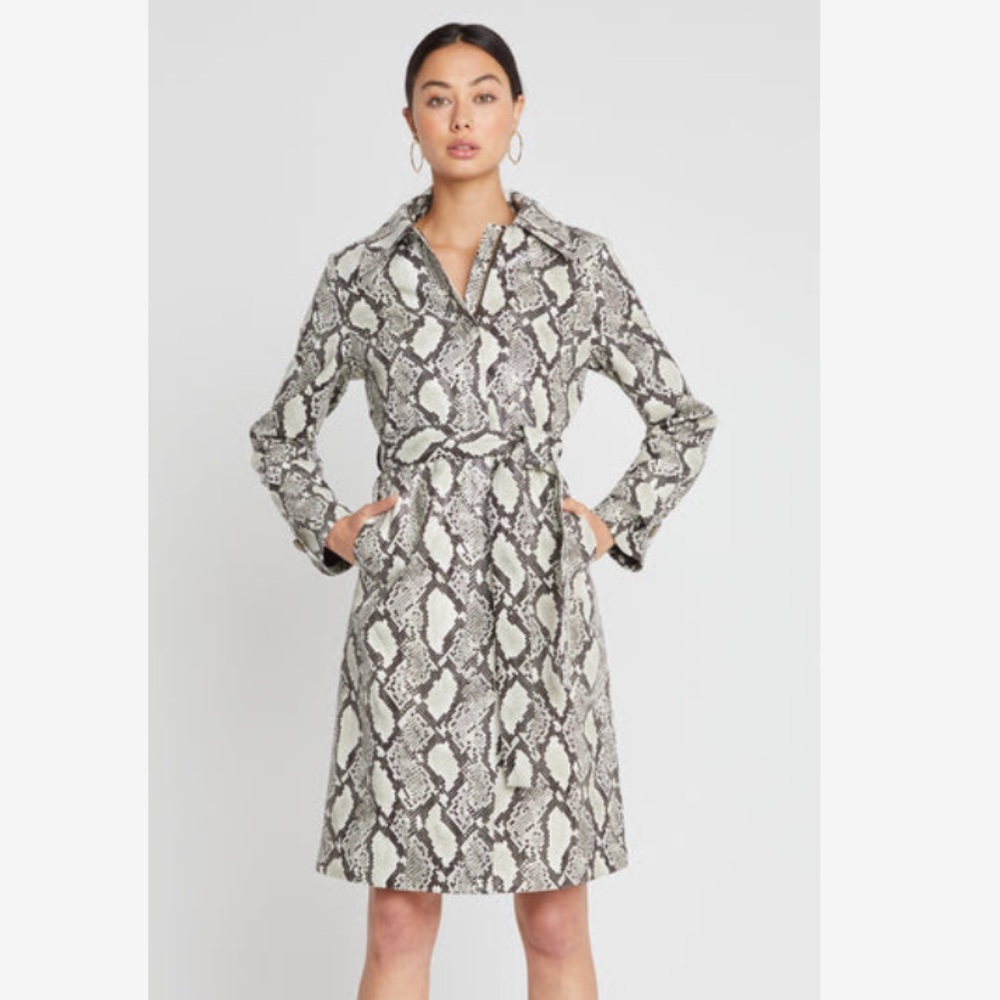 Choosy Elizabeth trench coat